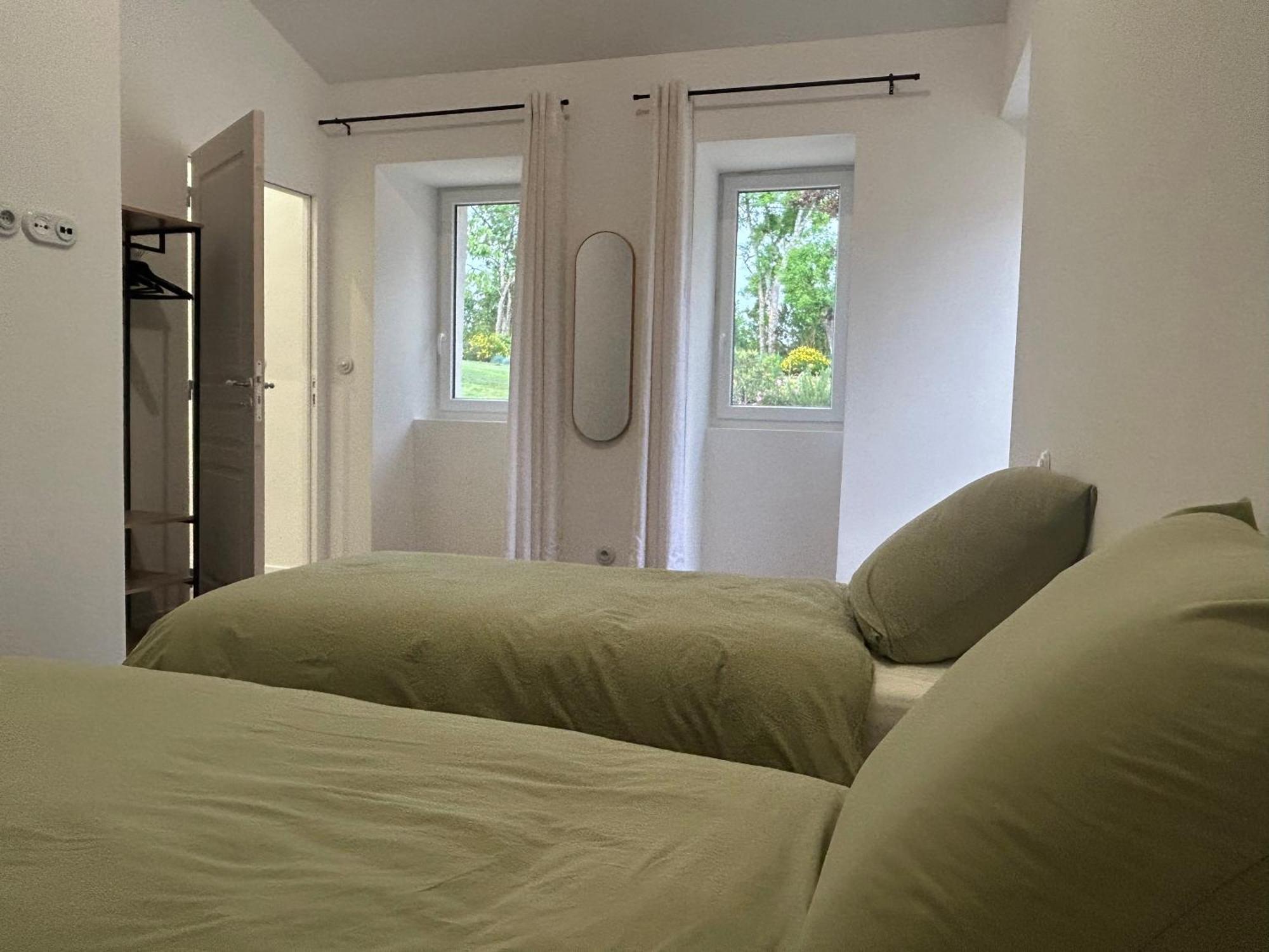 Maison De Vacances Gondrin Rum bild